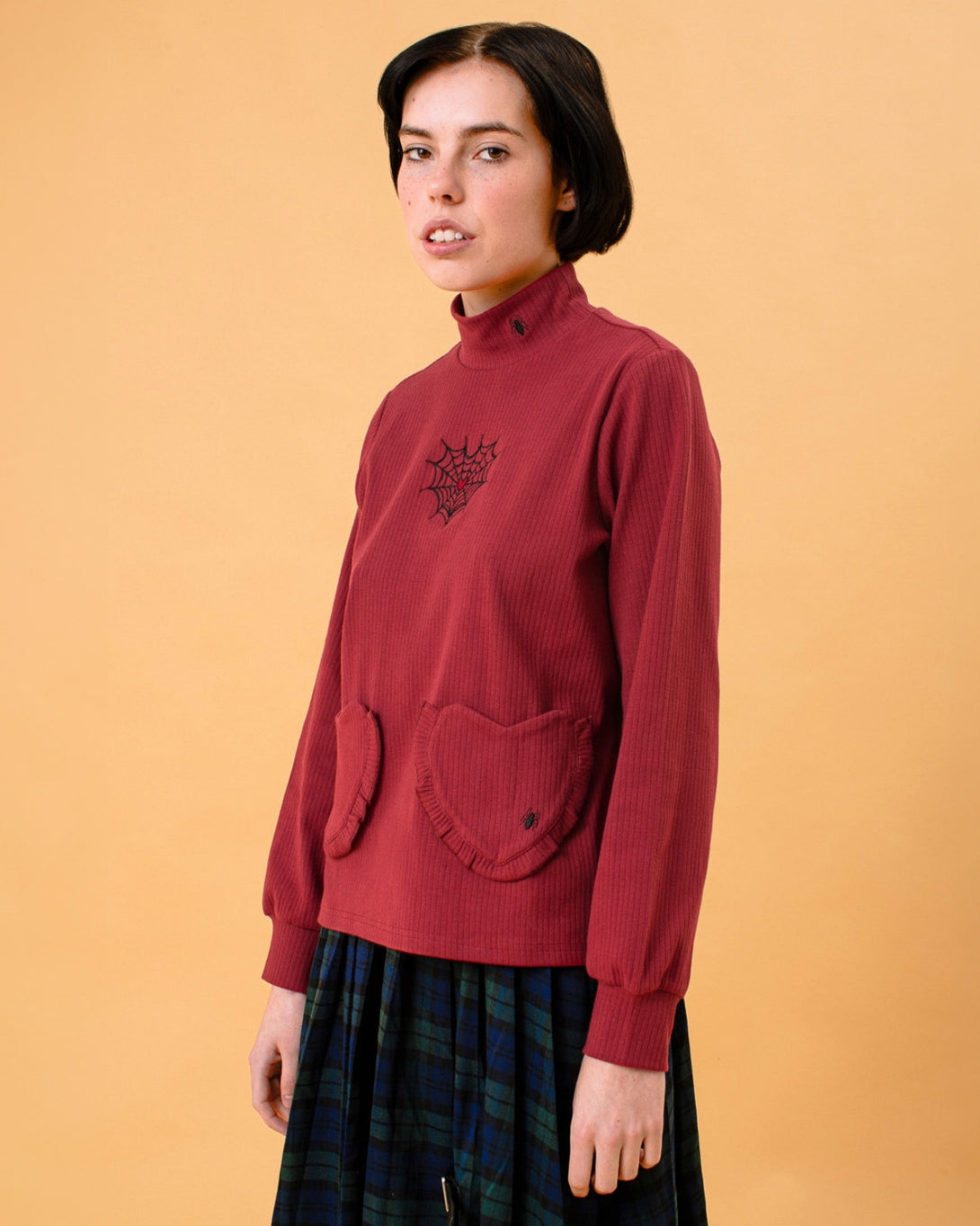 Check Loveweb Top – Kina & Tam