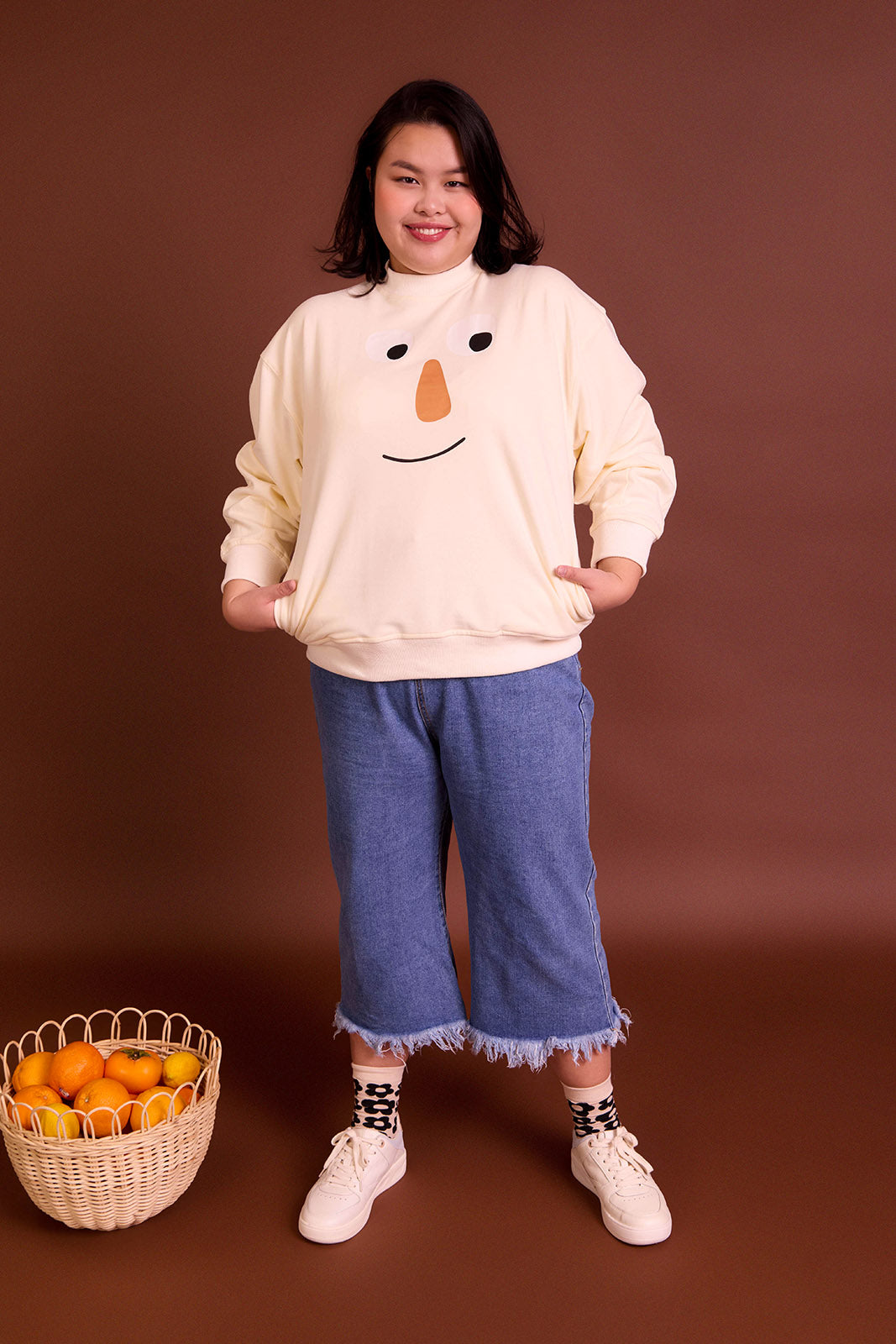 The Peep Jumper in Beige Full – Kina & Tam