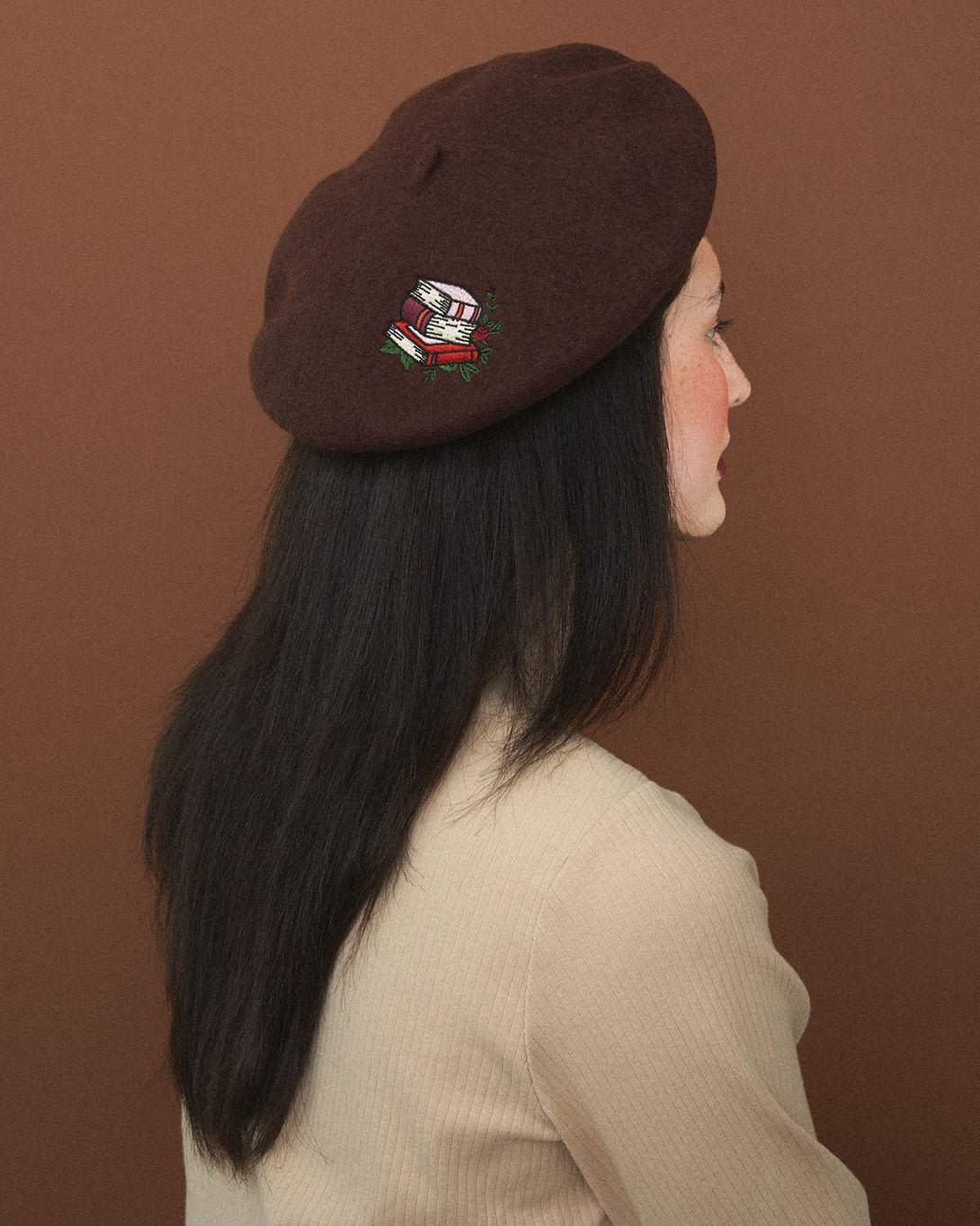 Dark Academia Beret – Kina & Tam